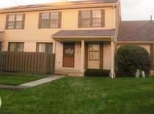 31409 Oak Tree Ct, Warren, MI 48093