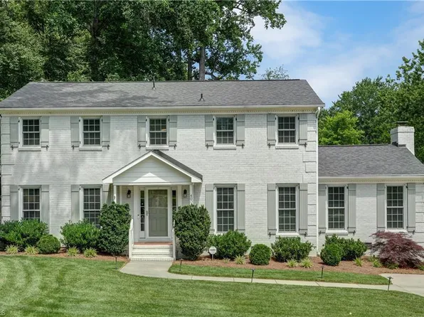 4004 Watauga Dr, Greensboro, NC 27410