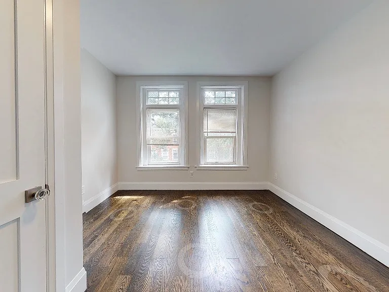 7 Strathmore Rd #2 — Photo 7