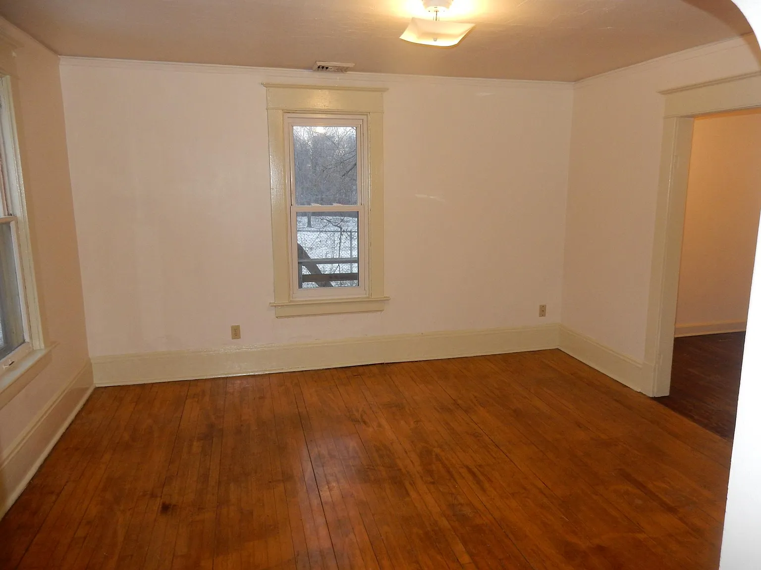 1 bed, 600 sqft, $895 — Photo 1