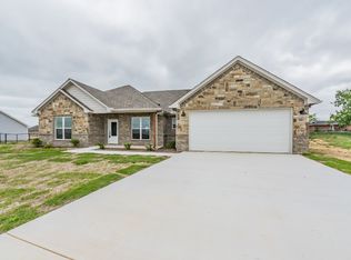 106 Aspen Circled, Paradise, TX 76073