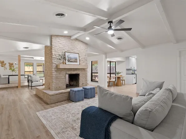 703 Parkway St, Georgetown, TX 78628