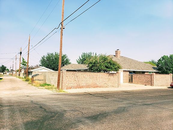 2nd image of 3925 Lyndale Dr