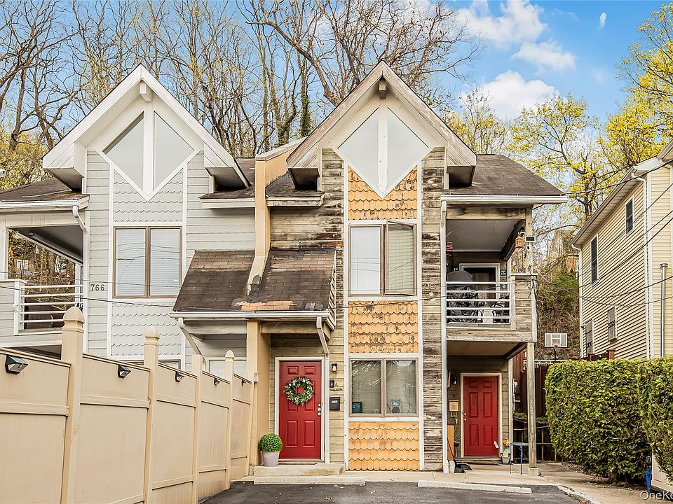 1st image of 764 WARBURTON Avenue