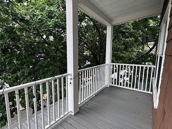 5th image of 158 Jaques St #3