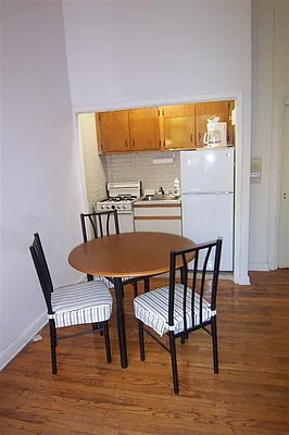 Rented by Susan Finkel, LREB | media 33