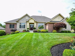 7267 Meeker Creek Dr, Dayton, OH 45414
