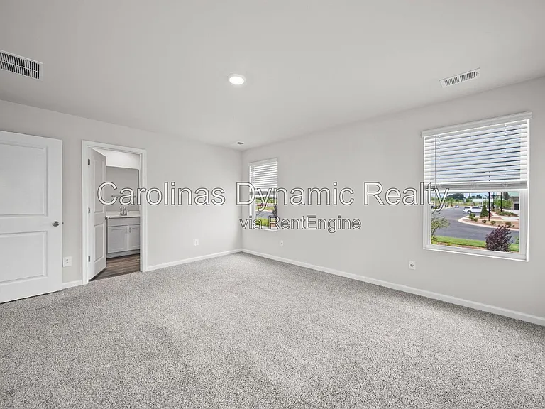 4080 County Down Ave — Photo 16