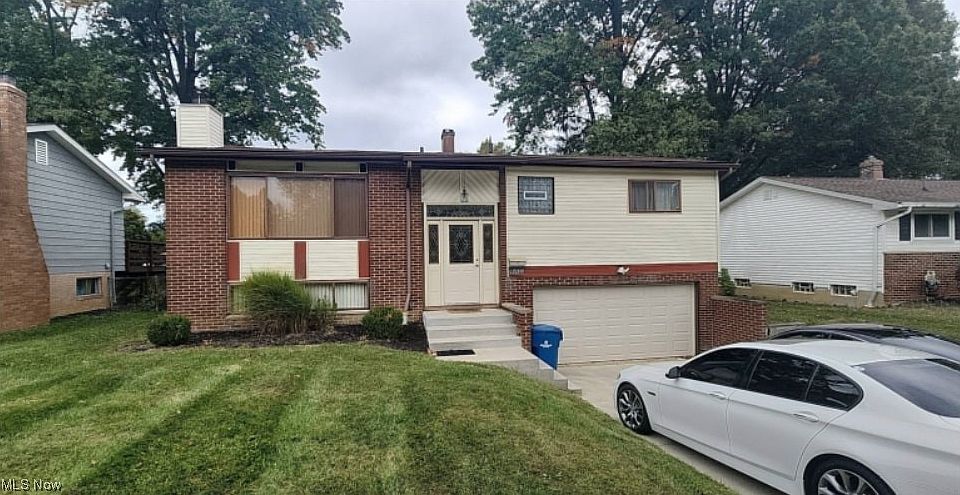 1st image of 25146 Antler Dr