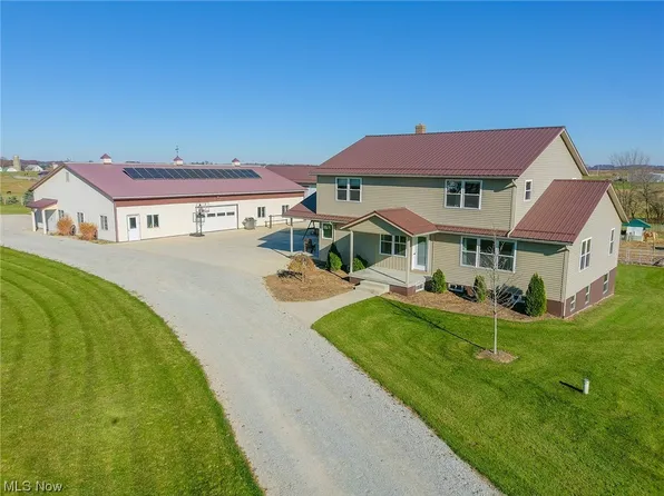 7680 Hoy Rd, Fredericksburg, OH 44627