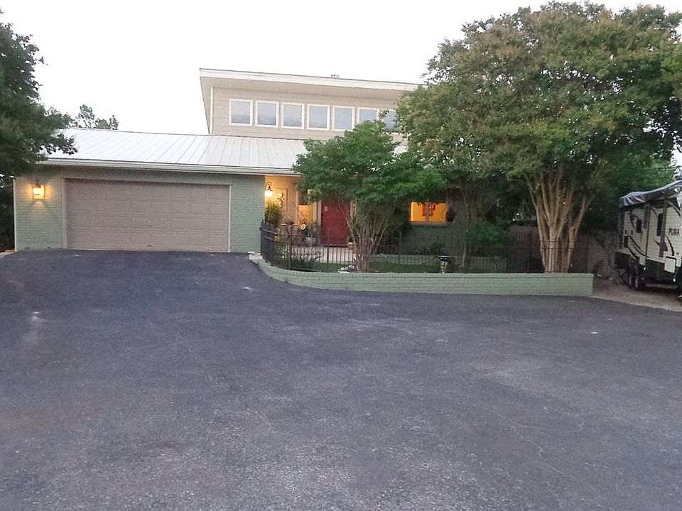 1st image of 501 Mountain Top Dr