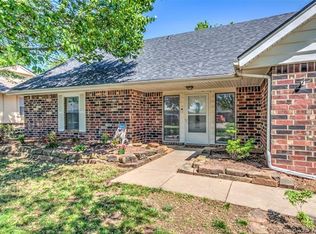 6744 Dorsett Dr, Bartlesville, OK 74006