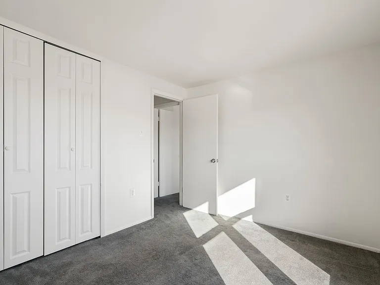 30 Carolina Ct — Photo 22