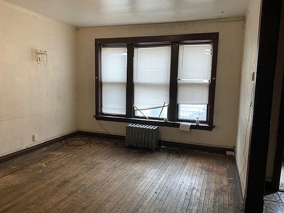 3rd image of 3636 W Flournoy St