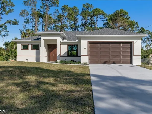 2612 12th St SW, Lehigh Acres, FL 33976