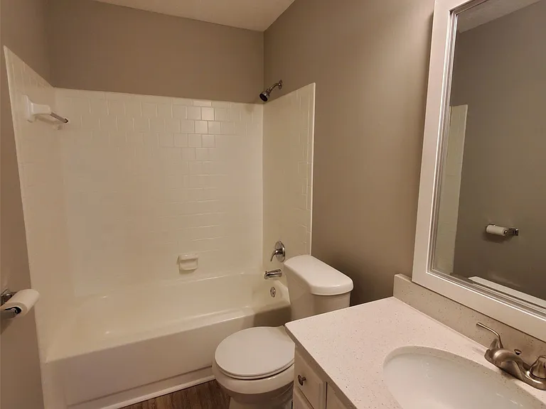 5951 Carmel Dr — Photo 10