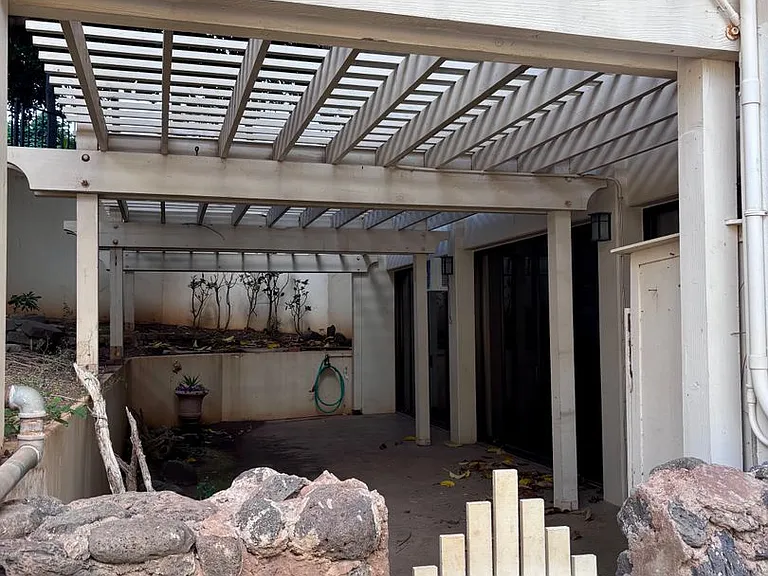 250 Kawaihae St #23A — Photo 2