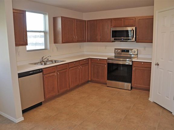 4th image of 4553 Willow Rock Ln