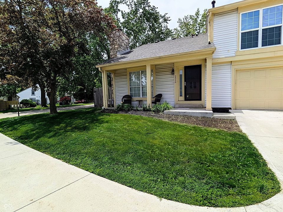 2nd image of 2526 E Chaseway Ct