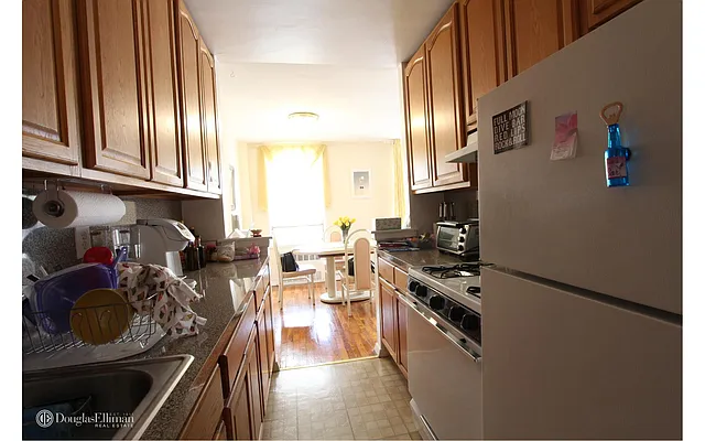 Rented by Douglas Elliman | media 3