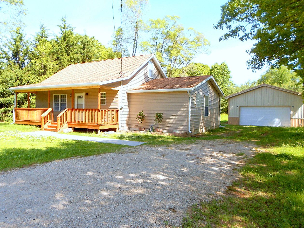 33840 Bertrand St, Niles, MI 49120 Zillow