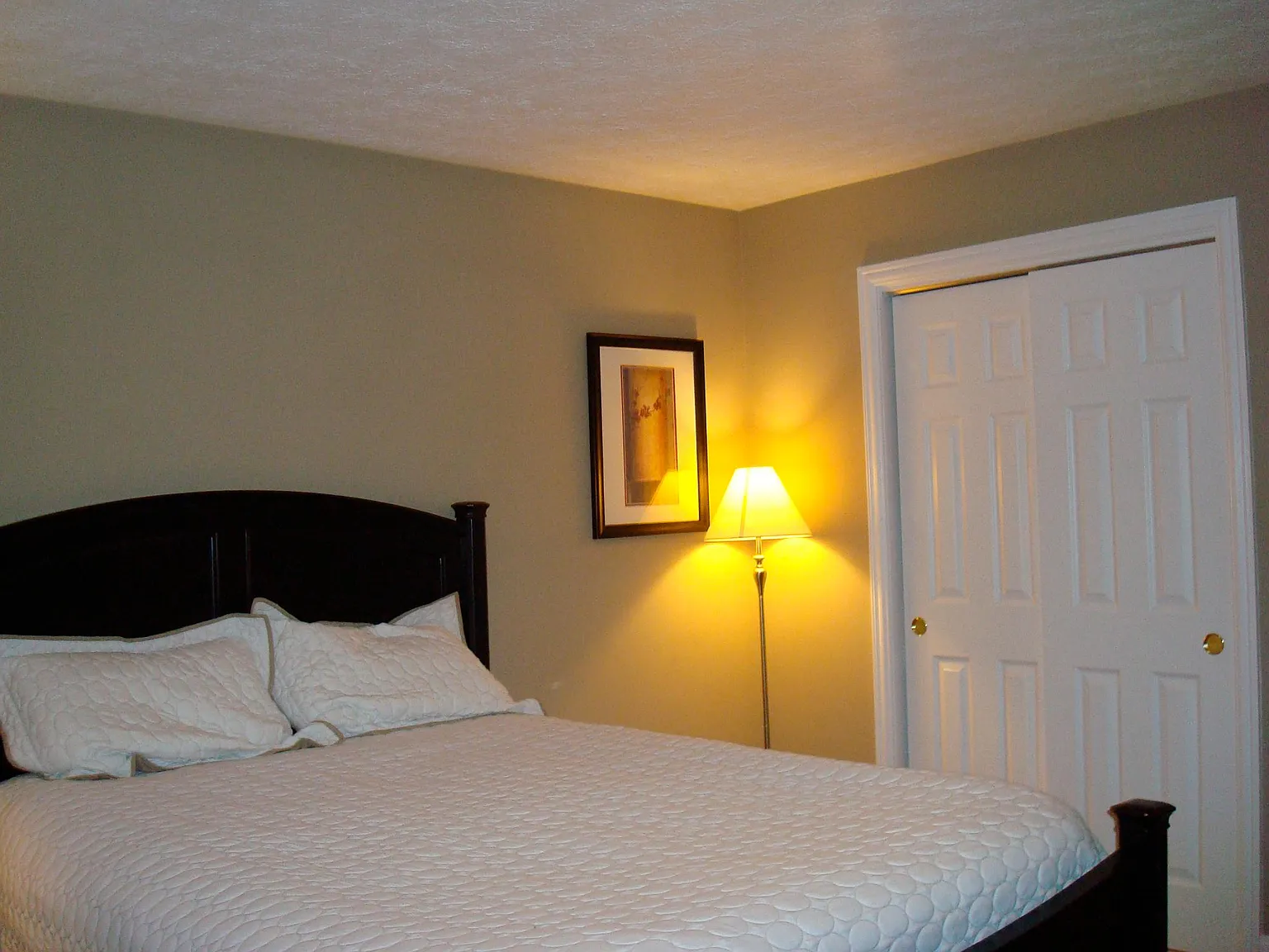 3 bed, 2.5 bath, 1560 sqft, $2,000 — Photo 3