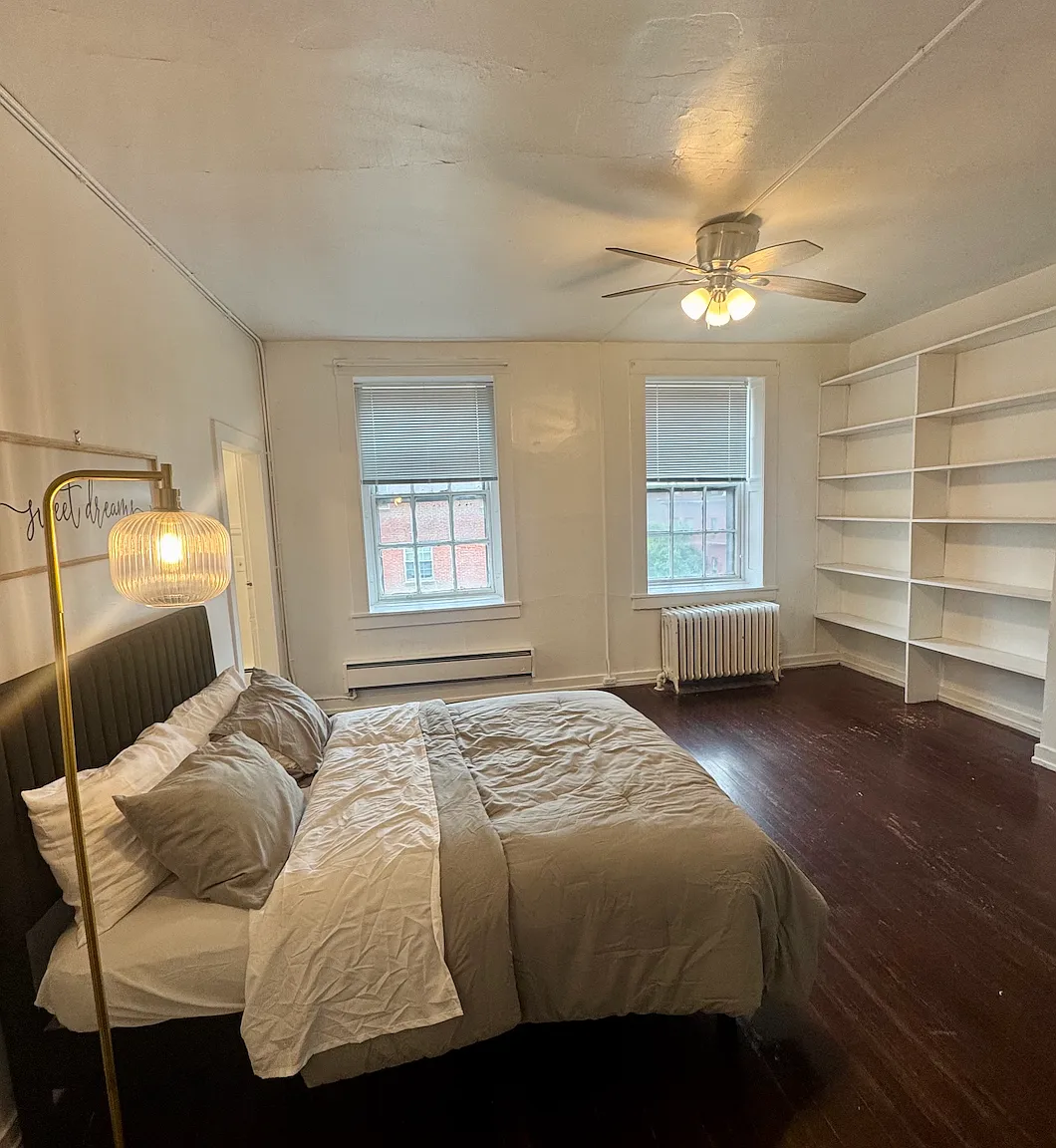 2 bed, 1000 sqft, $1,500 — Photo 2