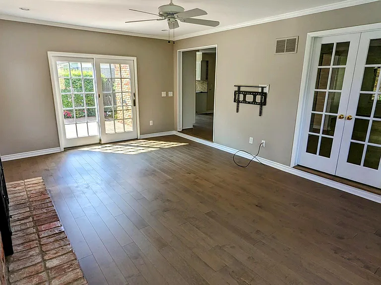 4676 Fairmont Dr — Photo 13