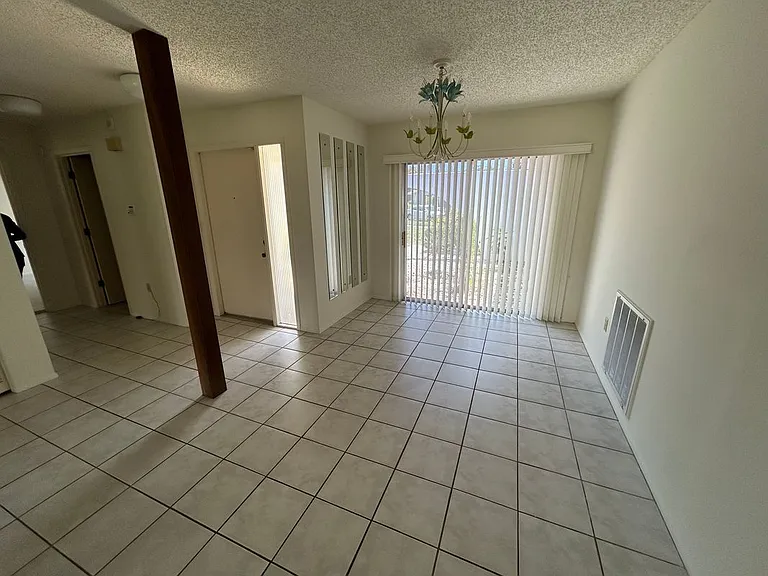 1429 Dogwood Dr — Photo 6