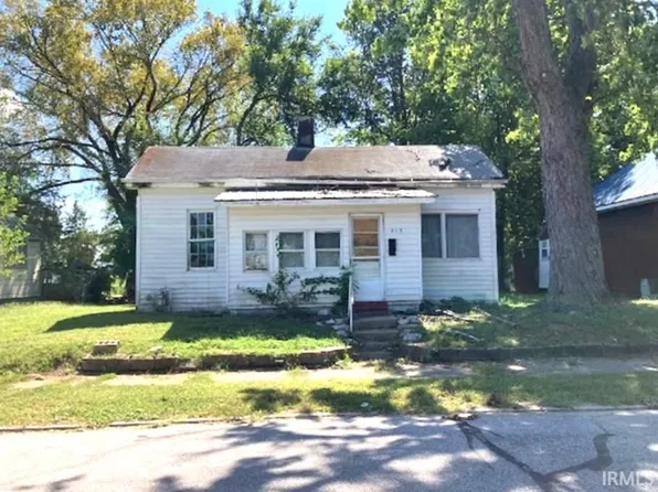 813 N 11th St, Vincennes, IN 47591
