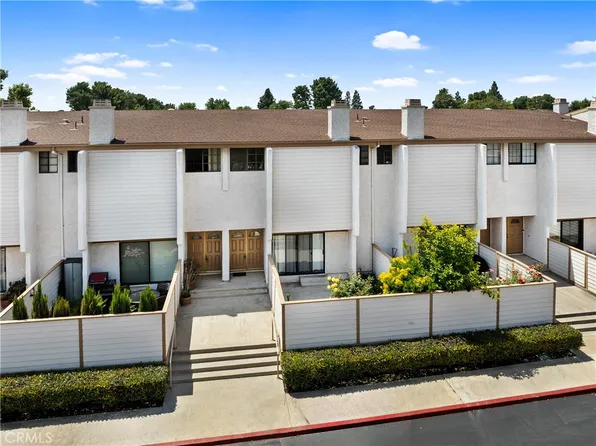 21025 Lemarsh St Unit E27, Chatsworth, CA 91311