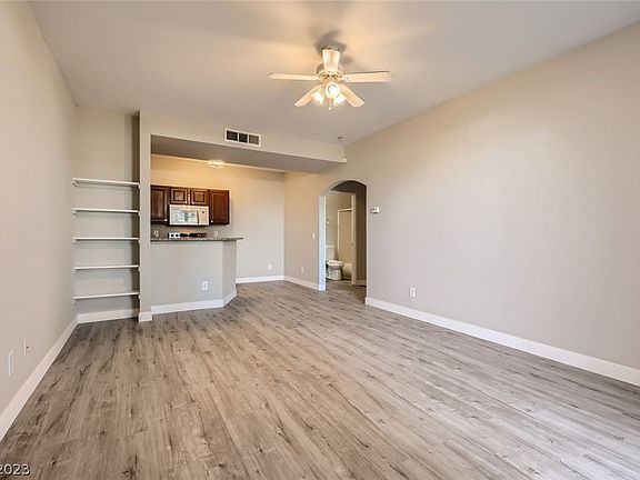 5th image of 5174 S Jones Blvd Unit 106
