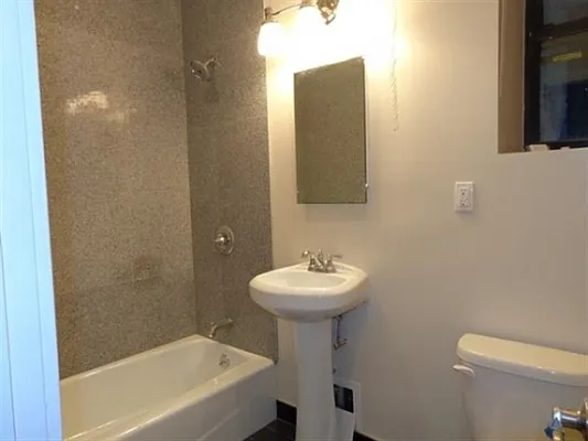 Rented by Citi Habitats | media 55
