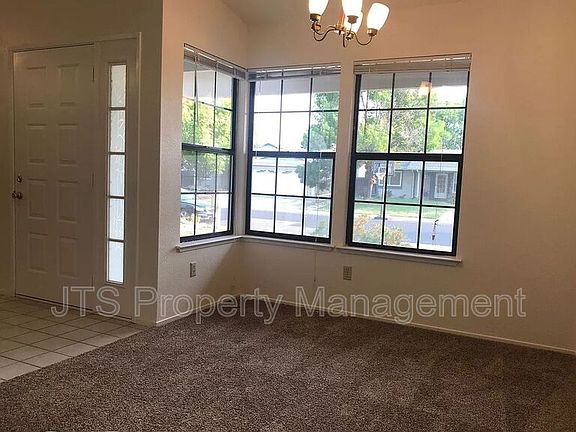 2nd image of 652 Hanisch Dr