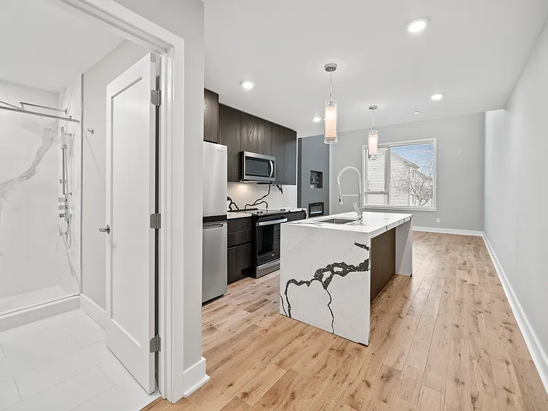 Veranda Apartments — Photo 50