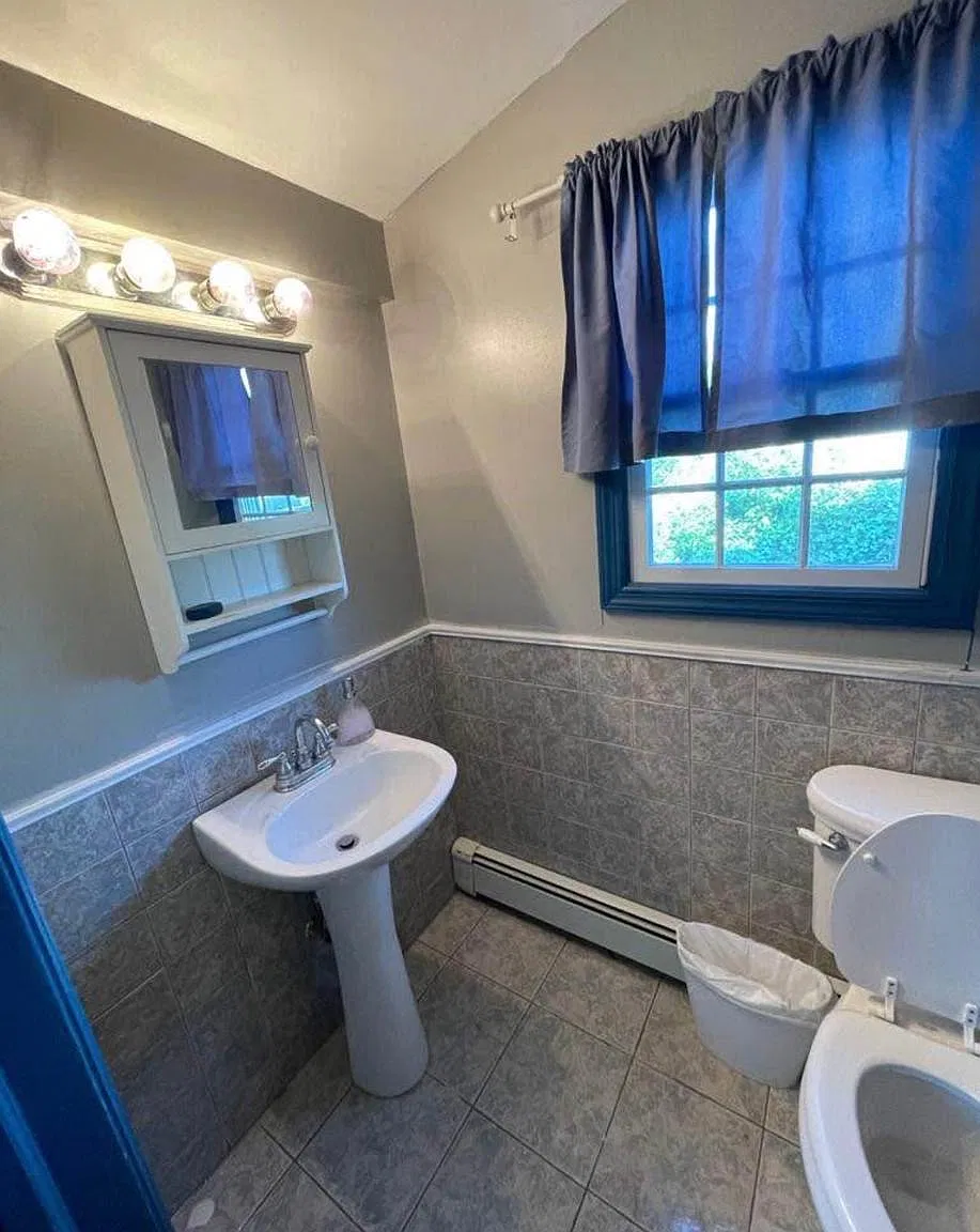 1 bed, $2,000 — Photo 1
