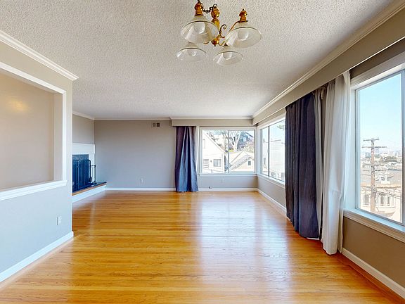 5th image of 4453 24th St