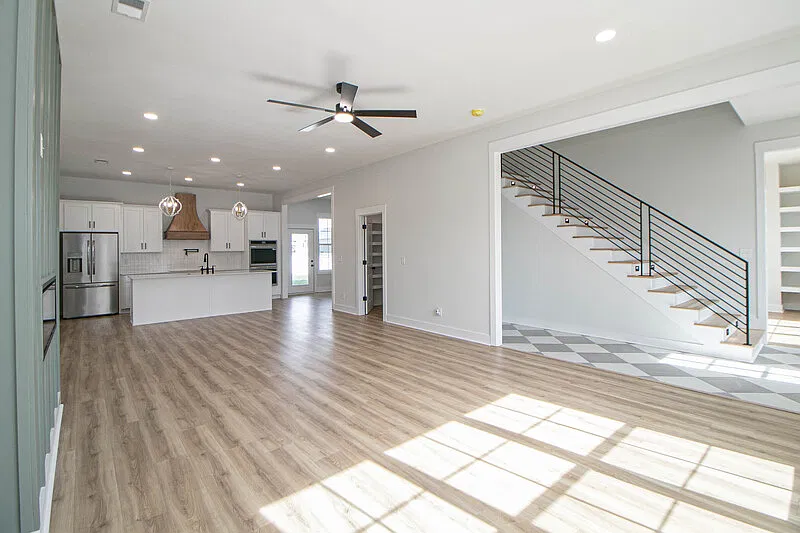 4 bed, 3.5 bath, 3228 sqft, $3,330 — Photo 3