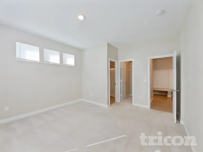 4883 Morenci Ct — Photo 9