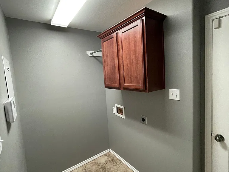 1903 99th Pl — Photo 8