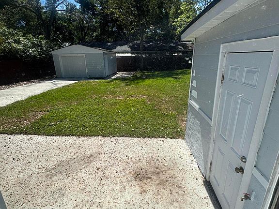 2nd image of 1646 DAVIDSON Street