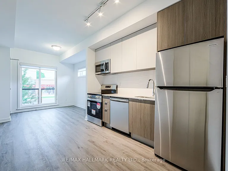 41 Danforth Rd #211 — Photo 11