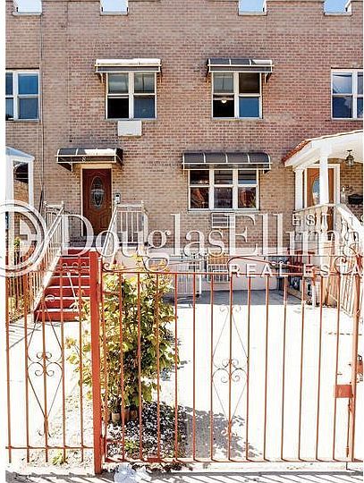 1st image of 87 Beaver St