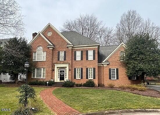 2nd image of 308 Cambridge Woods Way