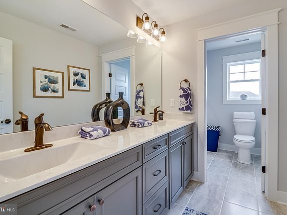 5th image of 7 Stingray Harbor Dr #4