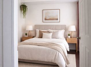 39 Queens Quay E #509, Toronto, ON M5E 0A5