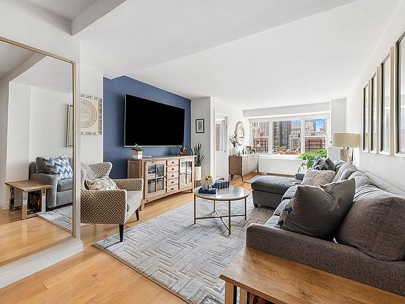 2nd image of 400 E 77th St APT 12E