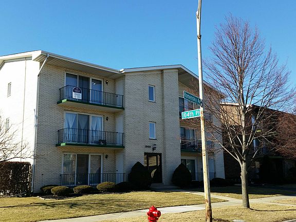 5th image of 10418 S Komensky Ave APT 3S