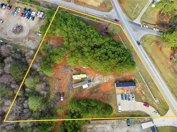 1052 Carl Bethlehem Rd #13, Winder, GA 30680