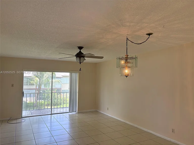 7305 NW 4th Pl #201 — Photo 5